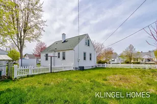 2756 Liberty Rd, Norton Shores, MI 49441 - Photo 27