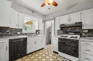 1336 Beechwood St NE, Grand Rapids, MI 49505 - Photo 9