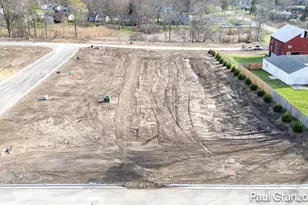 3026 Dawson Dr SE, Kentwood, MI 49512 - Photo 1