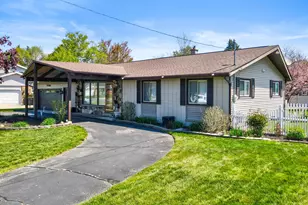 7702 Park Ln Ave, Jenison, MI 49428 - Photo 47
