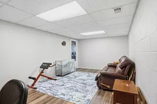 24 Haverhill Ct, Ann Arbor, MI 48105 - Photo 23