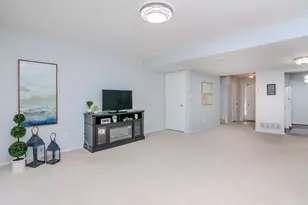 3017 Lakehaven Ct, Ann Arbor, MI 48105 - Photo 11