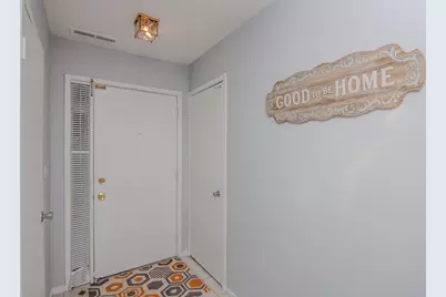 3017 Lakehaven Court, Ann Arbor, MI 48105 - Photo 3