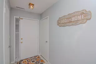 3017 Lakehaven Ct, Ann Arbor, MI 48105 - Photo 3