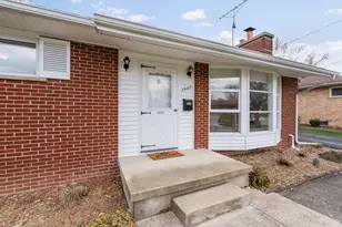 1807 Weldon Blvd, Ann Arbor, MI 48103 - Photo 3
