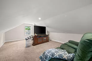 708 W Roe St, Buchanan, MI 49107 - Photo 9