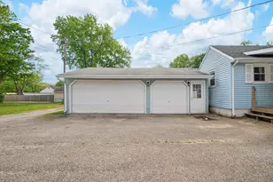 708 W Roe St, Buchanan, MI 49107 - Photo 13