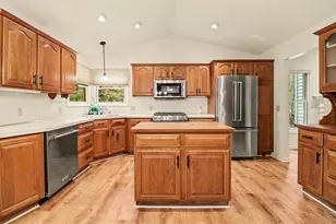 1515 W River Rd, Muskegon, MI 49445 - Photo 11