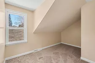 892 W Forest Ave, Muskegon, MI 49441 - Photo 19