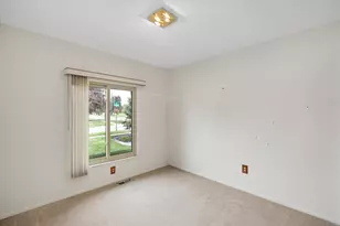 43998 Leonardo Dr, Sterling Heights, MI 48313 - Photo 15
