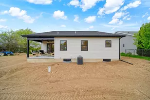 237 Ambler Dr, Brooklyn, MI 49230 - Photo 45