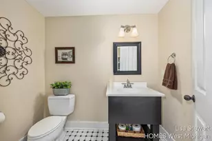 2450 Shears Crossing Ct NE, Grand Rapids, MI 49525 - Photo 63