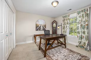 2450 Shears Crossing Ct NE, Grand Rapids, MI 49525 - Photo 47