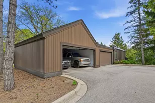 18 Northwick Ct, Ann Arbor, MI 48105 - Photo 33