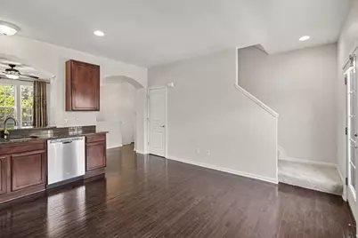 27898 Hopkins Drive, Novi, MI 48377 - Photo 5