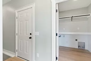 243 W Gardner St, Sparta, MI 49345 - Photo 23