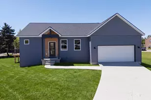 243 W Gardner St, Sparta, MI 49345 - Photo 1