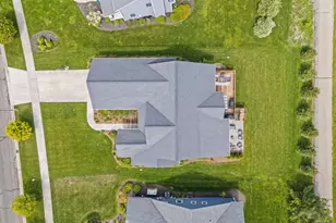 529 Dunewood, Saint Joseph, MI 49085 - Photo 75