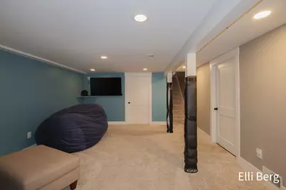 8742 Shadowbrook Drive, Jenison, MI 49428 - Photo 27