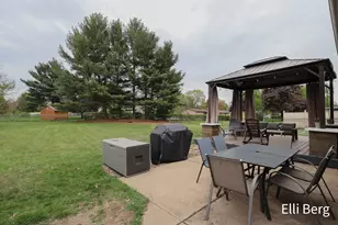 8742 Shadowbrook Dr, Jenison, MI 49428 - Photo 31
