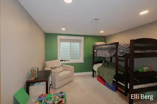 8742 Shadowbrook Dr, Jenison, MI 49428 - Photo 23