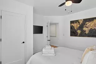 49 Calvert Ave, Detroit, MI 48202 - Photo 11