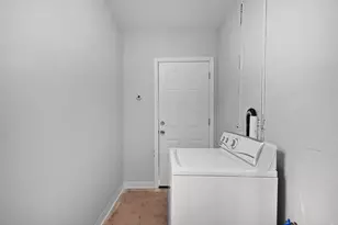 301 Spencer St NE, Grand Rapids, MI 49505 - Photo 9