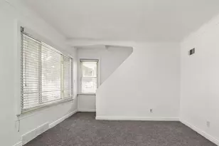 24868 Grove Ave, Eastpointe, MI 48021 - Photo 3