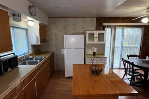 11904 E 8th St, Reed City, MI 49677 - Photo 5