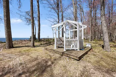 2013 N Scenic Drive, Muskegon, MI 49445 - Photo 35