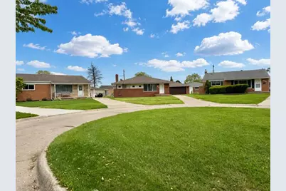 27669 Mackenzie Court, Westland, MI 48185 - Photo 3