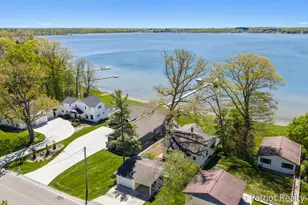 6702 W Lake Dr, Fremont, MI 49412 - Photo 43