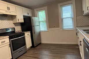 927 Prospect Ave NE, Grand Rapids, MI 49503 - Photo 9