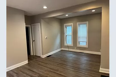 927 Prospect Avenue NE, Grand Rapids, MI 49503 - Photo 3