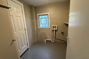 927 Prospect Ave NE, Grand Rapids, MI 49503 - Photo 13