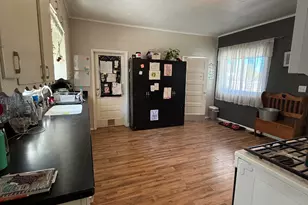 507 1st St, Manistee, MI 49660 - Photo 3