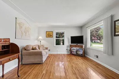 4725 Burgis Avenue SE, Kentwood, MI 49508 - Photo 3