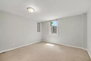 4725 Burgis Ave SE, Kentwood, MI 49508 - Photo 17