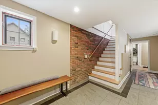 1041 Heather Way, Ann Arbor, MI 48104 - Photo 7