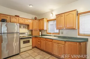 10138 S Lakeside Ridge Rd, Baldwin, MI 49304 - Photo 17