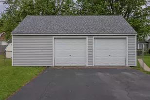 1334 Homecrest Ave, Kalamazoo, MI 49001 - Photo 3