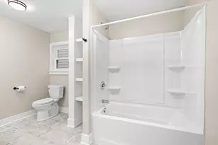 1312 Crosby St NW, Grand Rapids, MI 49504 - Photo 9