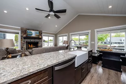 4759 Shore Drive, Coloma, MI 49038 - Photo 33