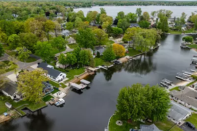 4759 Shore Drive, Coloma, MI 49038 - Photo 19