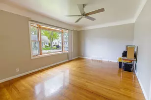 23636 Beverly St, Saint Clair Shores, MI 48082 - Photo 5