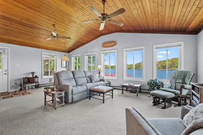 51860 County Road 384, Grand Junction, MI 49056 - Photo 9