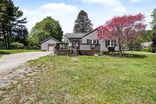 4945 Hunt St, Montague, MI 49437 - Photo 3
