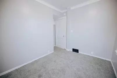 672 E Isabella Avenue, Muskegon, MI 49442 - Photo 23