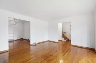 10327 Kramer St, Detroit, MI 48204 - Photo 9