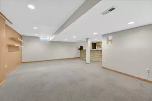1452 Lockmoor Dr, Troy, MI 48084 - Photo 39